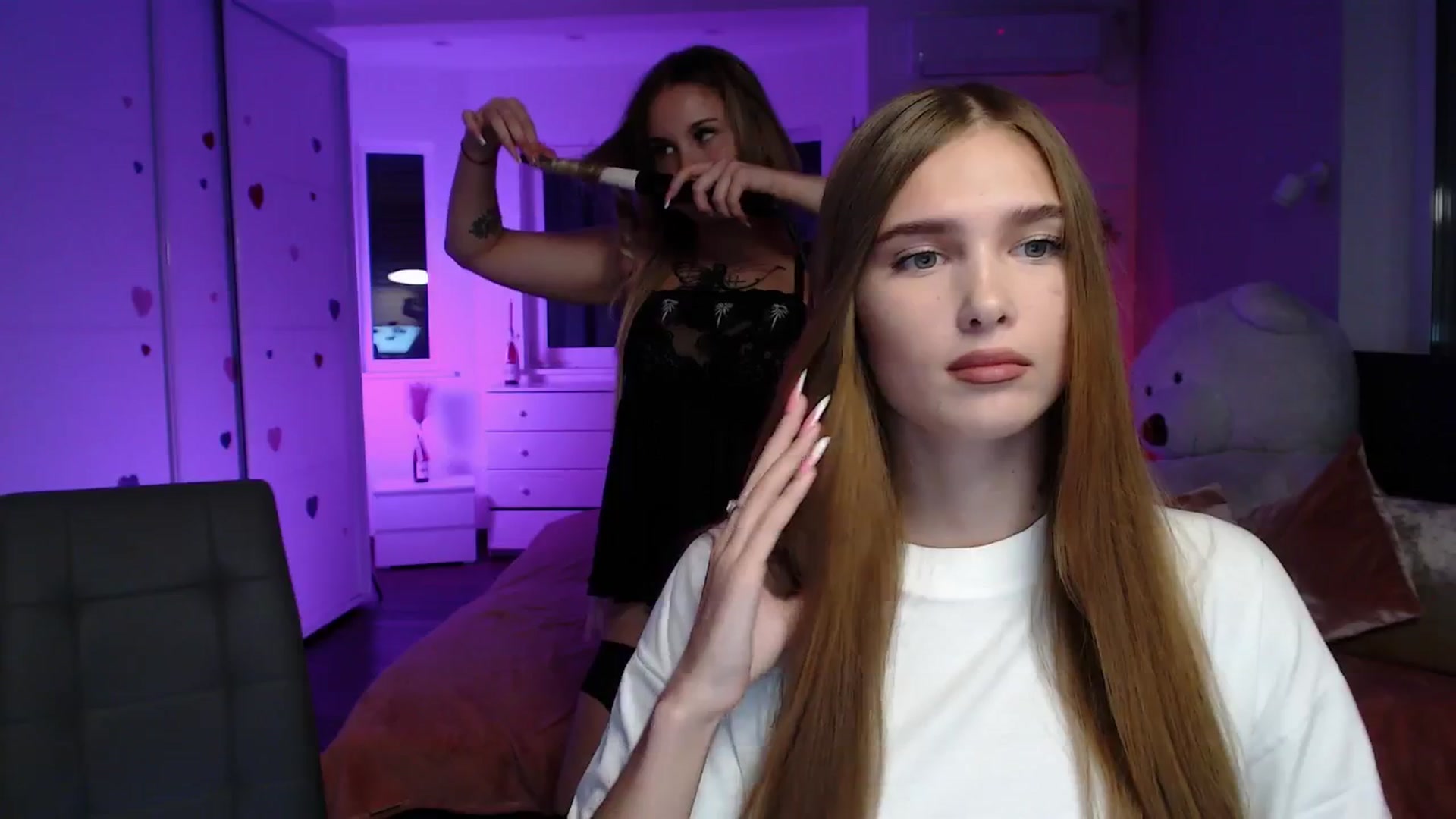 Gallery image thumbnail from Sirela's myfreecams stream on, 08/15/2025, 10:19 image 7 of 20