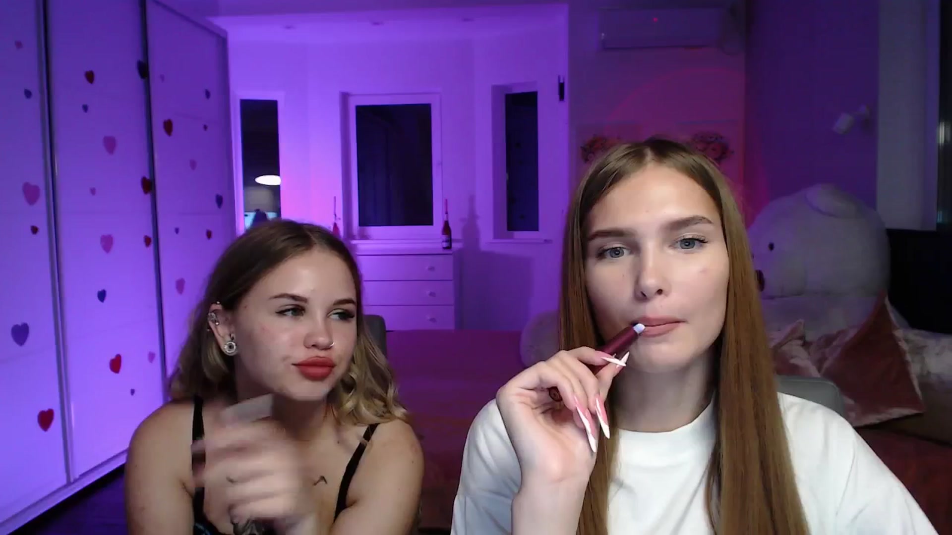 Gallery image thumbnail from Sirela's myfreecams stream on, 08/15/2025, 12:20 image 18 of 20