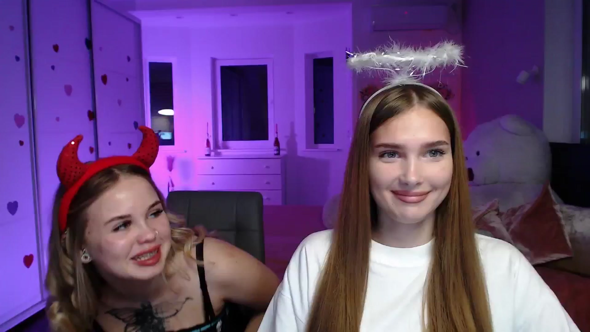Gallery image thumbnail from Sirela's myfreecams stream on, 08/15/2025, 12:20 image 7 of 20