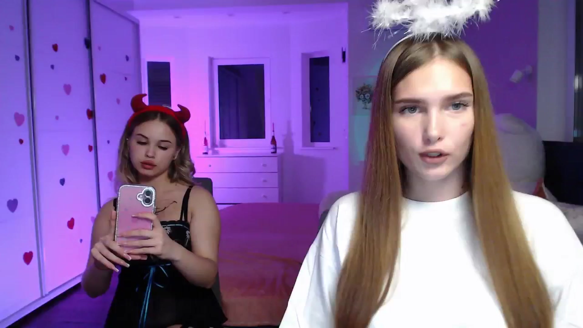 Gallery image thumbnail from Sirela's myfreecams stream on, 08/15/2025, 13:22 image 19 of 20