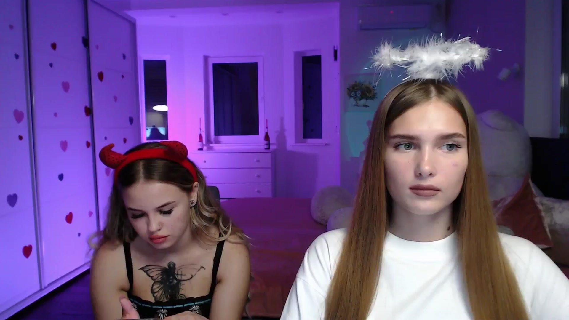 Gallery image thumbnail from Sirela's myfreecams stream on, 08/15/2025, 13:22 image 11 of 20