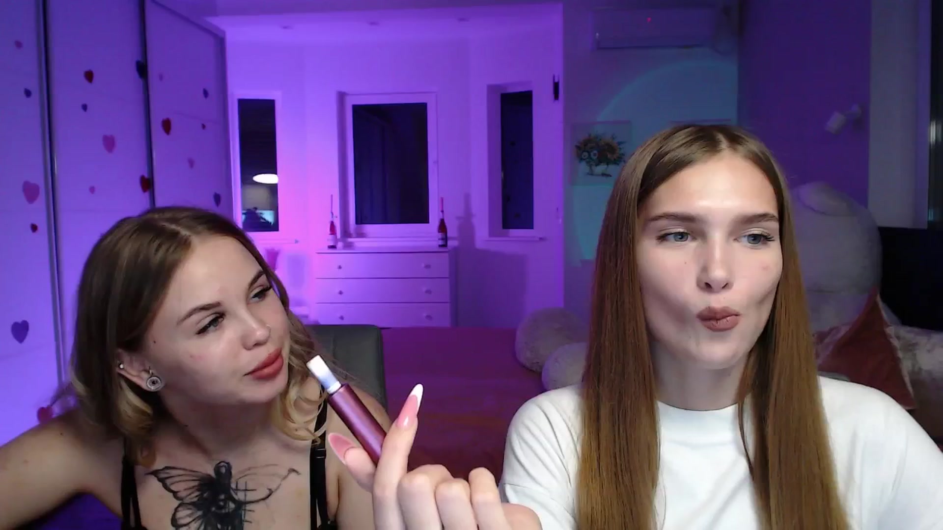 Gallery image thumbnail from Sirela's myfreecams stream on, 08/15/2025, 13:22 image 1 of 20