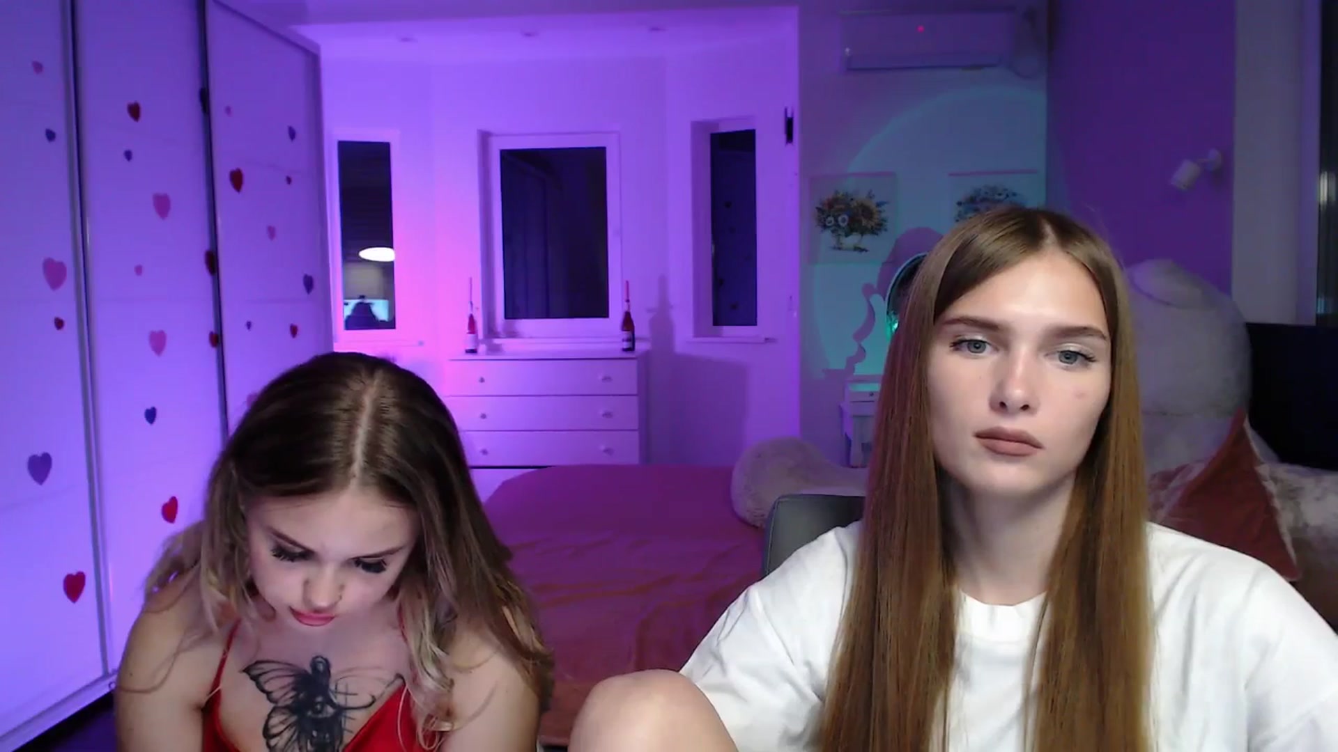 Gallery image thumbnail from Sirela's myfreecams stream on, 08/15/2025, 16:04 image 4 of 20