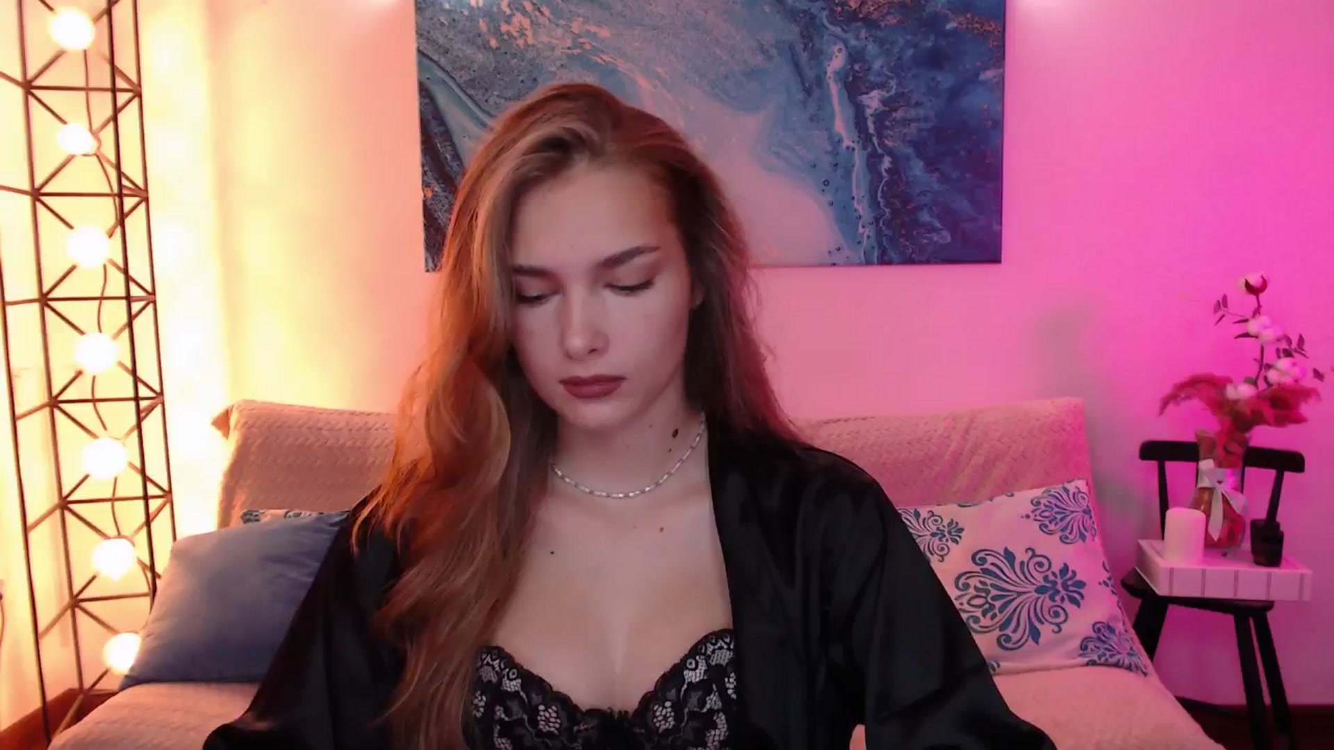 Gallery image thumbnail from Sirela's myfreecams stream on, 08/22/2025, 09:52 image 4 of 20