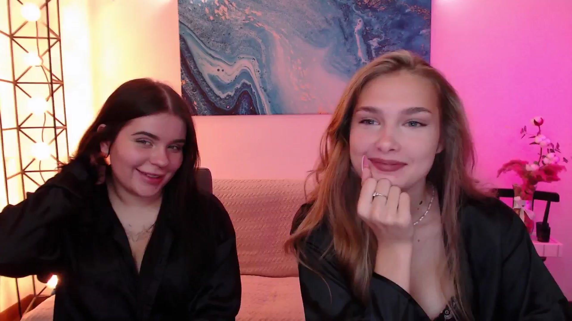 Gallery image thumbnail from Sirela's myfreecams stream on, 08/22/2025, 09:52 image 12 of 20