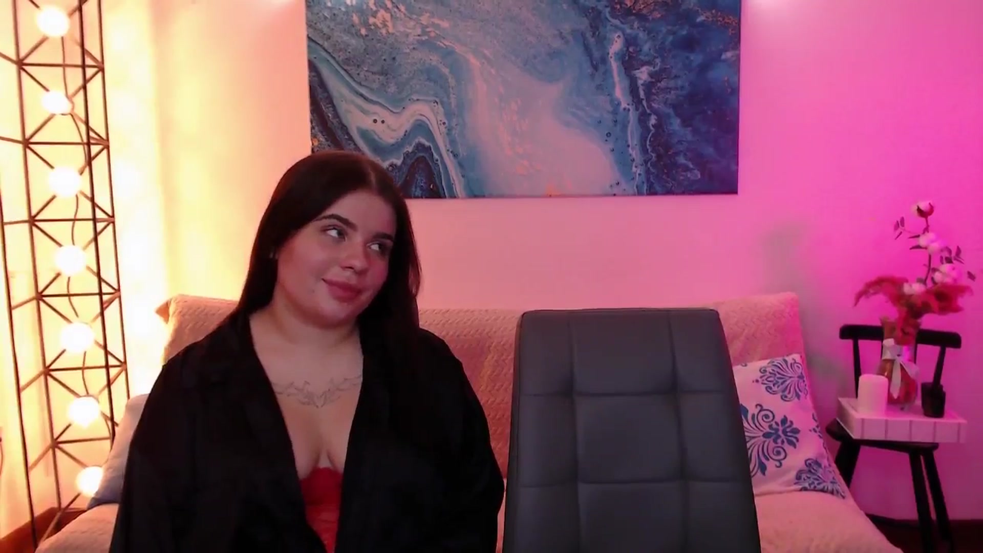 Gallery image thumbnail from Sirela's myfreecams stream on, 08/22/2025, 10:49 image 19 of 20