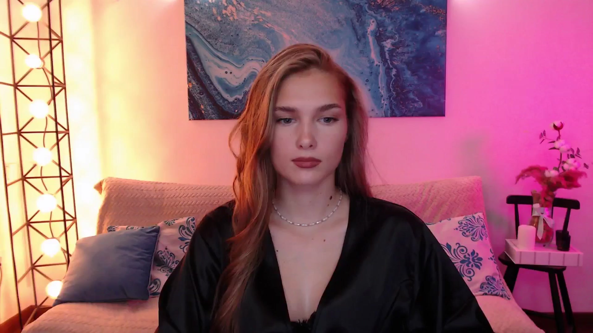 Gallery image thumbnail from Sirela's myfreecams stream on, 08/22/2025, 14:04 image 3 of 20