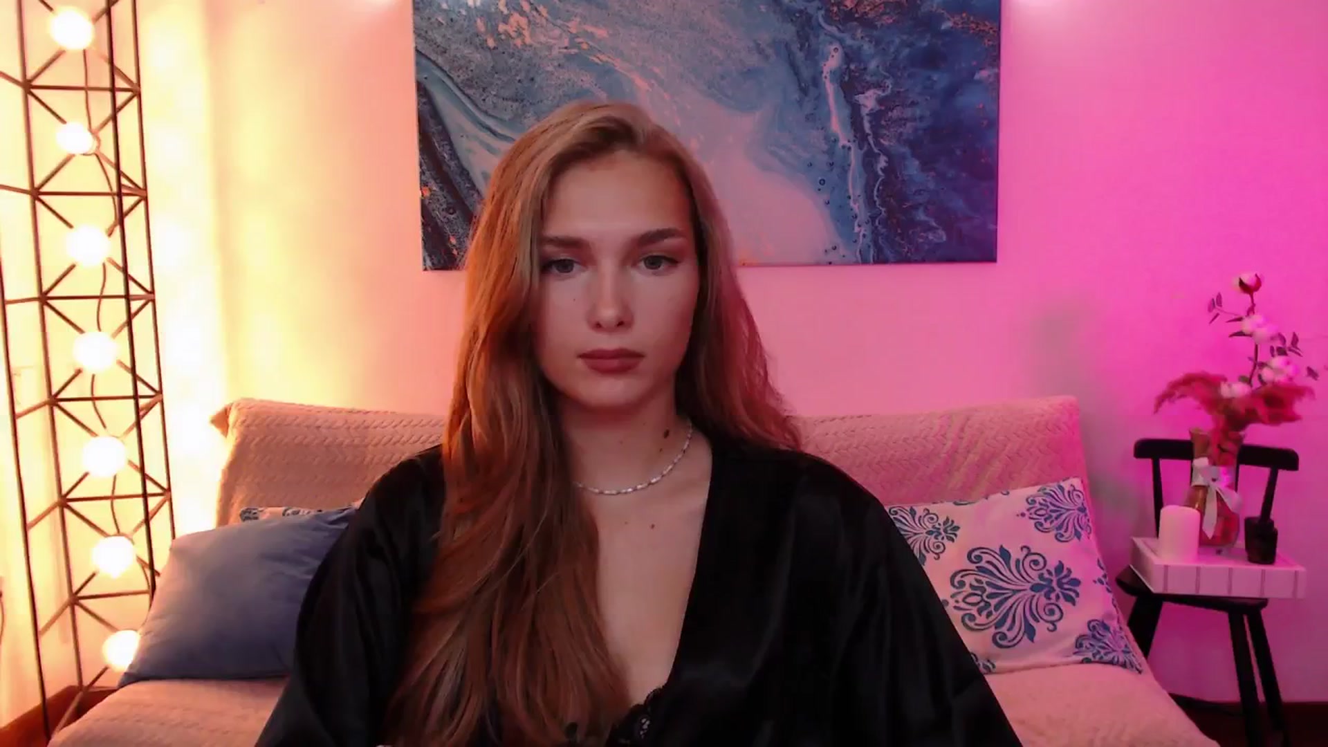 Gallery image thumbnail from Sirela's myfreecams stream on, 08/22/2025, 14:04 image 19 of 20