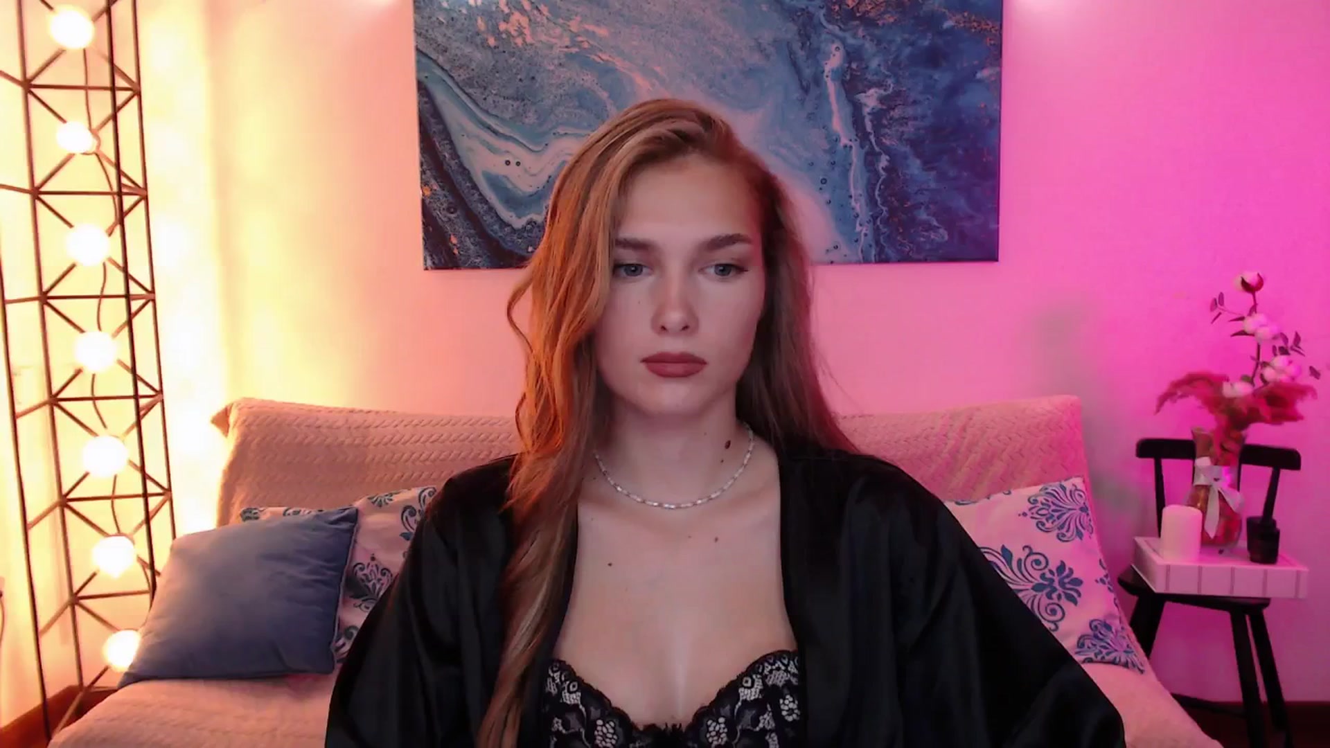 Gallery image thumbnail from Sirela's myfreecams stream on, 08/22/2025, 14:04 image 2 of 20