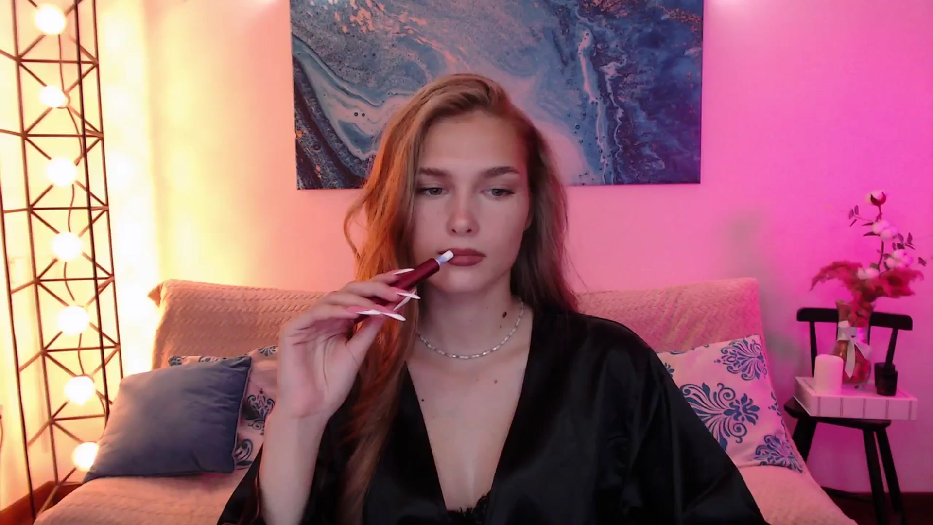 Gallery image thumbnail from Sirela's myfreecams stream on, 08/22/2025, 14:04 image 4 of 20