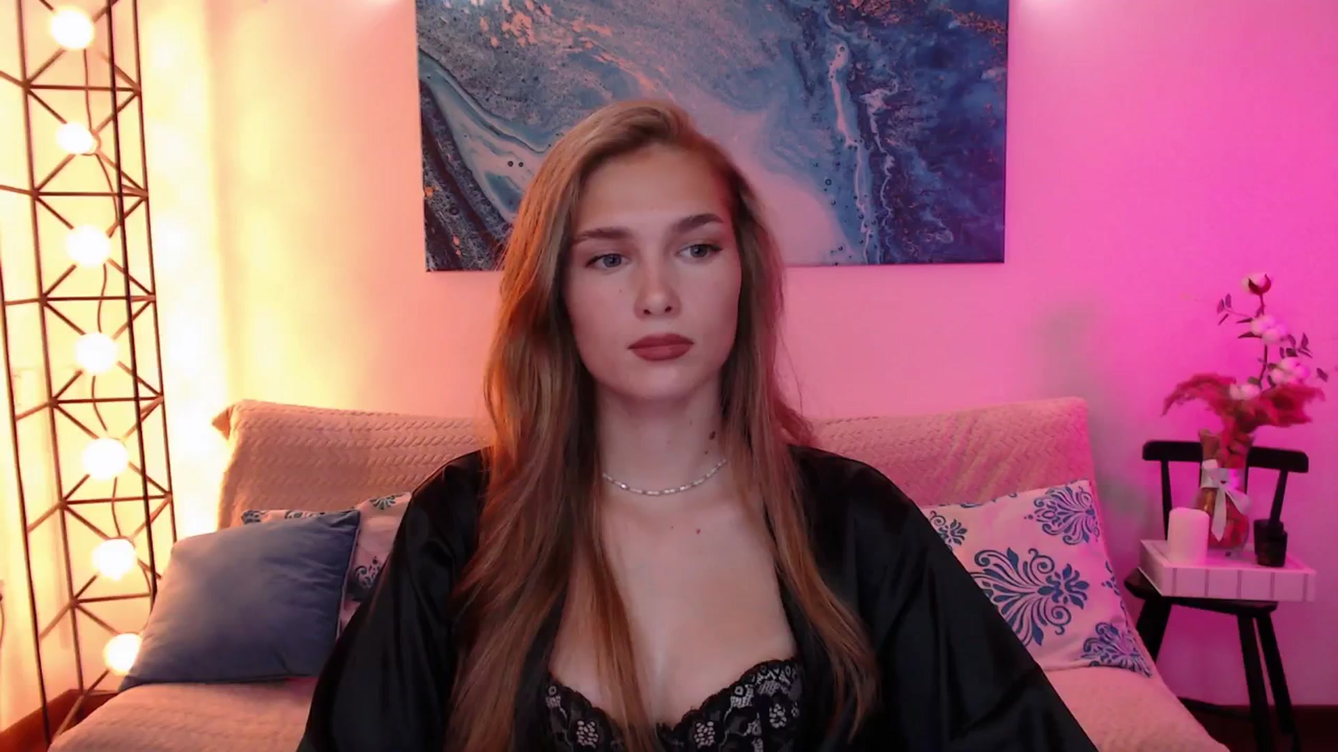 Gallery image thumbnail from Sirela's myfreecams stream on, 08/22/2025, 14:04 image 8 of 20