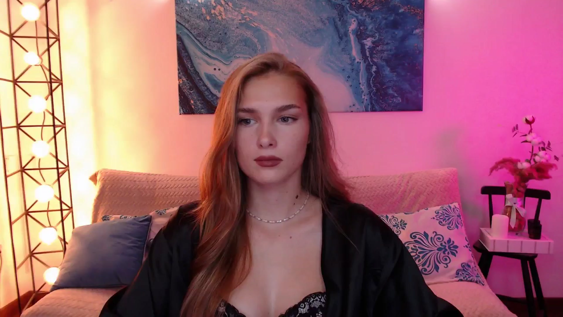 Gallery image thumbnail from Sirela's myfreecams stream on, 08/22/2025, 14:54 image 18 of 20