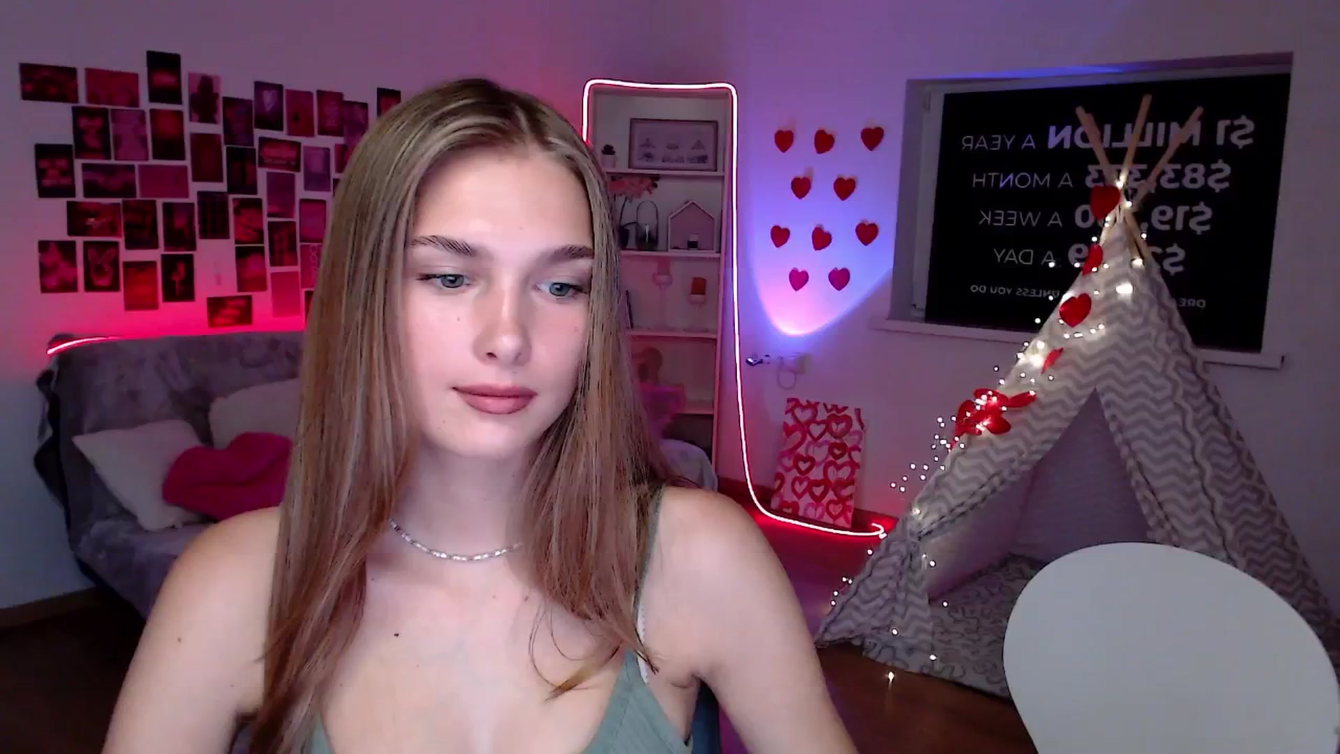 Gallery image thumbnail from Sirela's myfreecams stream on, 08/23/2025, 14:49 image 3 of 20