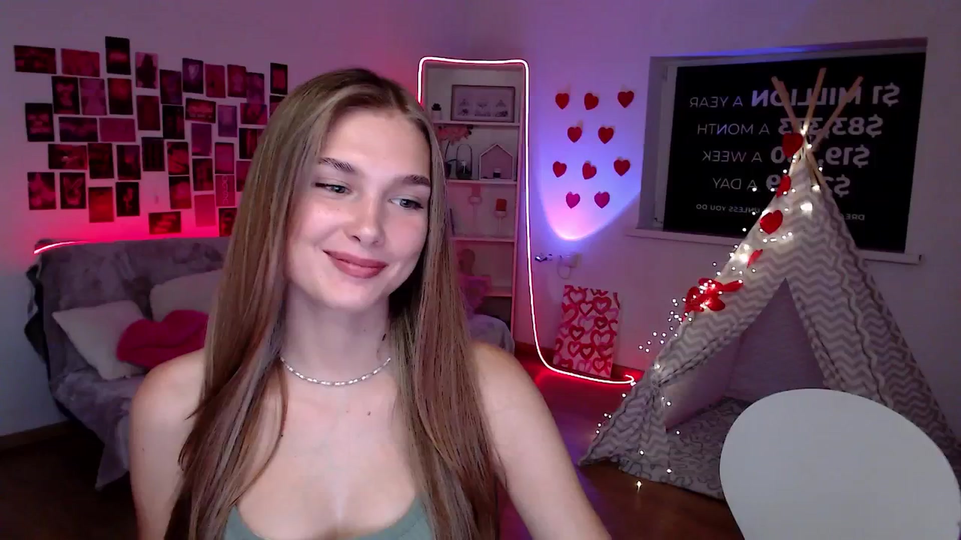 Gallery image thumbnail from Sirela's myfreecams stream on, 08/23/2025, 14:49 image 18 of 20