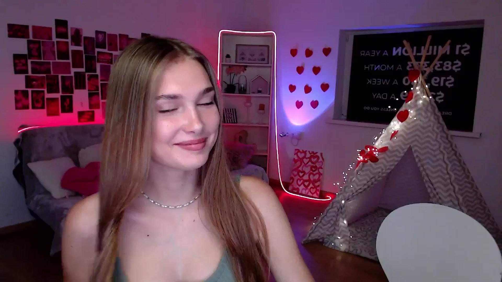 Gallery image thumbnail from Sirela's myfreecams stream on, 08/23/2025, 14:49 image 13 of 20