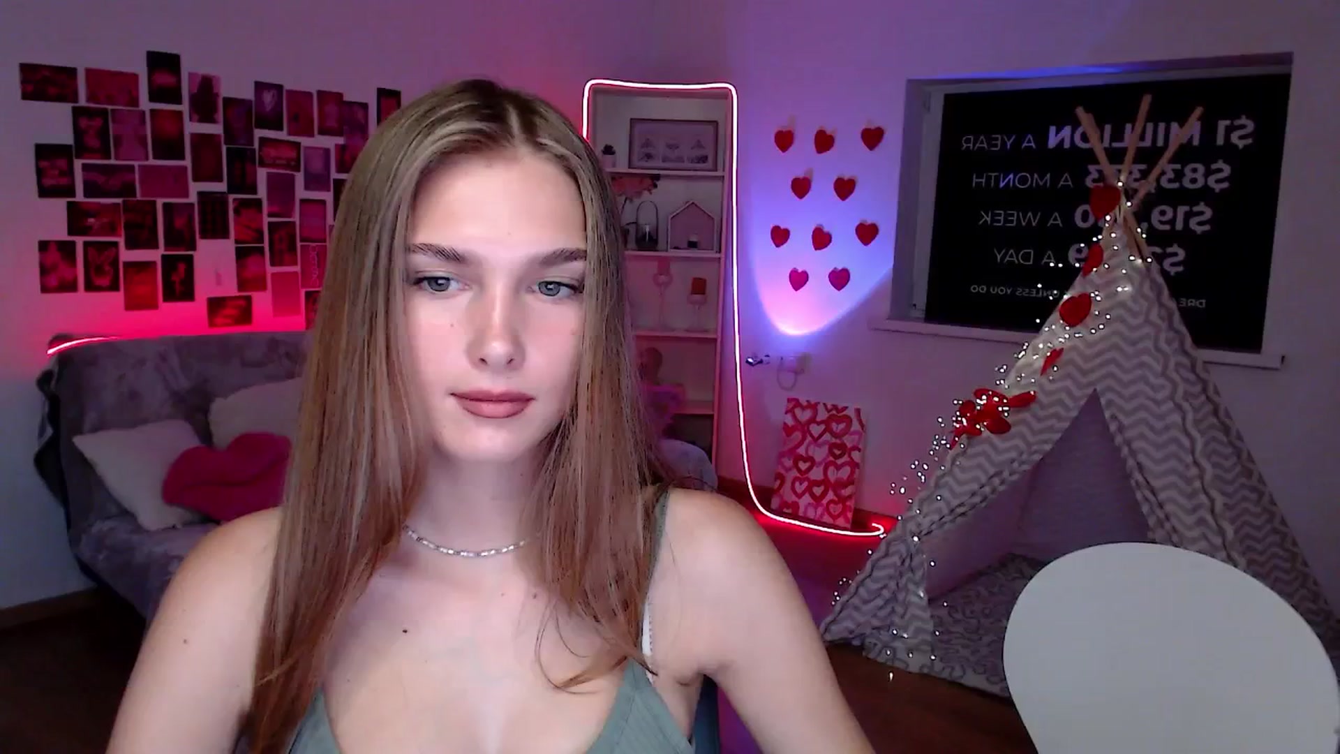 Gallery image thumbnail from Sirela's myfreecams stream on, 08/23/2025, 14:49 image 4 of 20