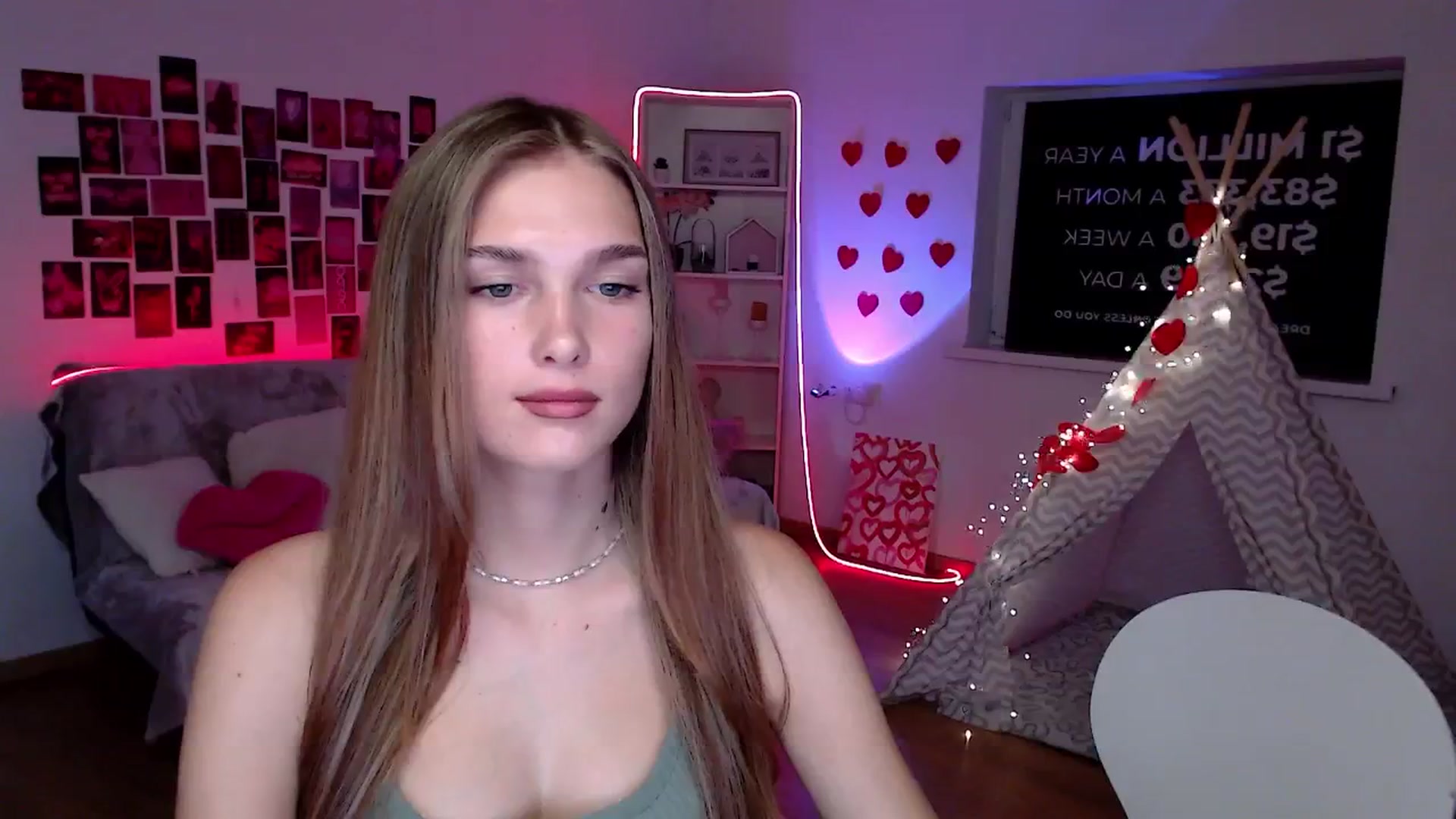 Gallery image thumbnail from Sirela's myfreecams stream on, 08/23/2025, 14:49 image 16 of 20