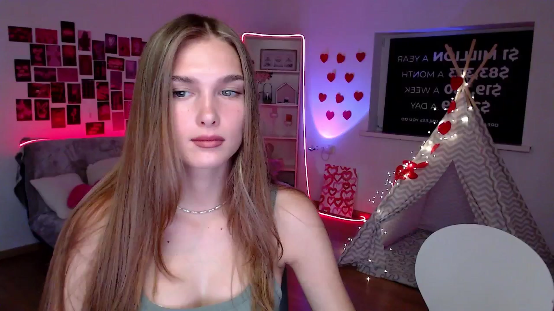 Gallery image thumbnail from Sirela's myfreecams stream on, 08/23/2025, 14:49 image 6 of 20