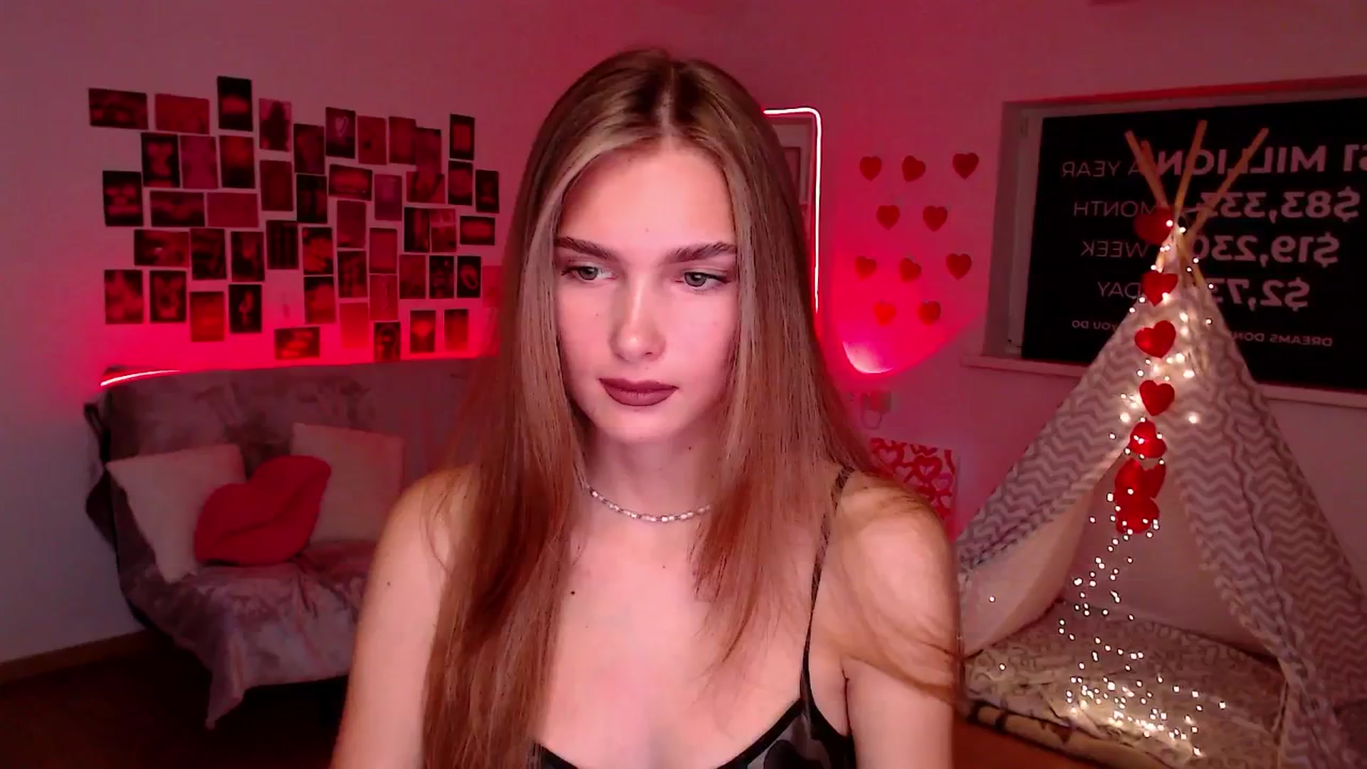 Gallery image thumbnail from Sirela's myfreecams stream on, 08/27/2025, 11:39 image 14 of 20