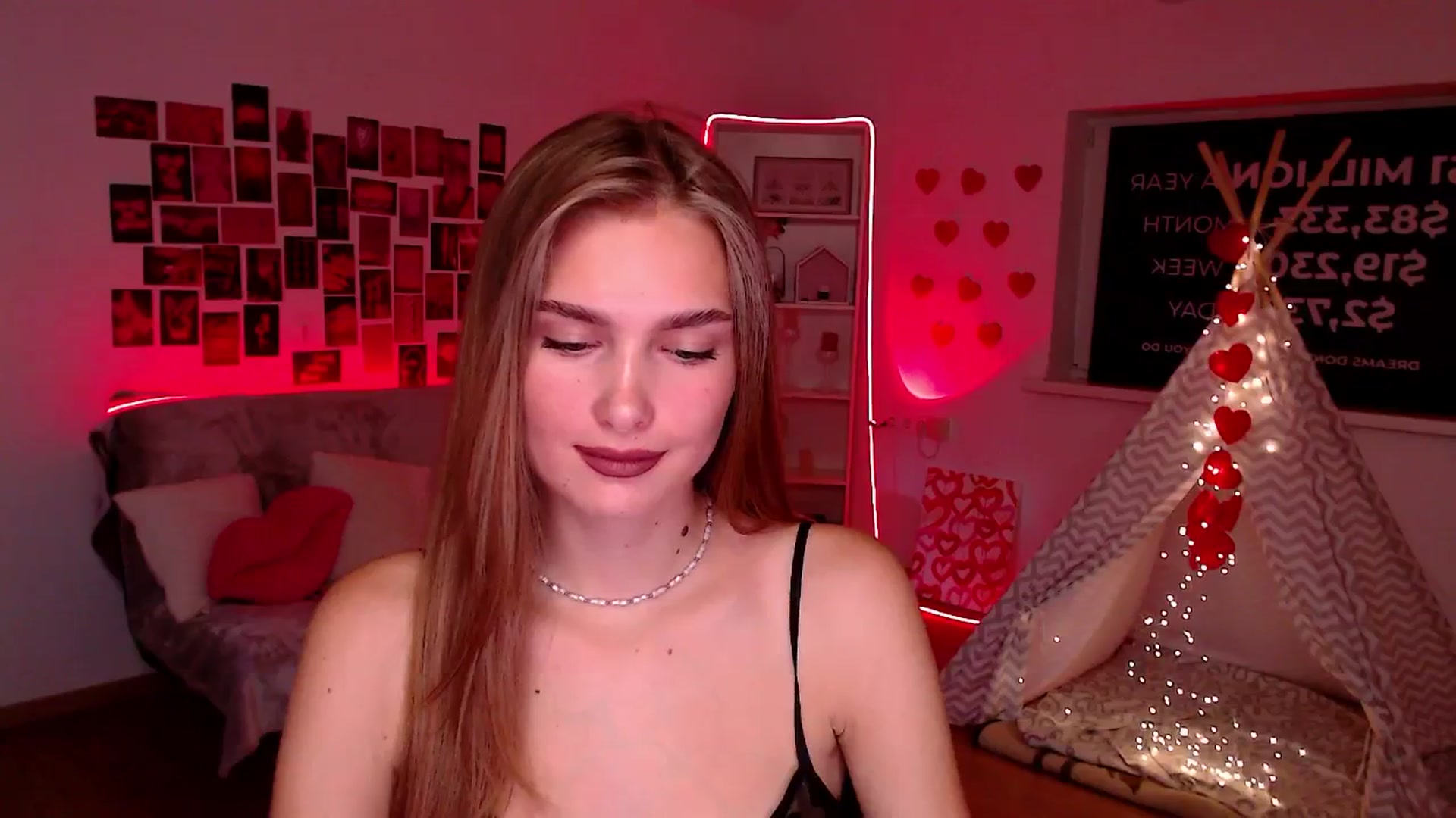 Gallery image thumbnail from Sirela's myfreecams stream on, 08/27/2025, 12:11 image 13 of 20