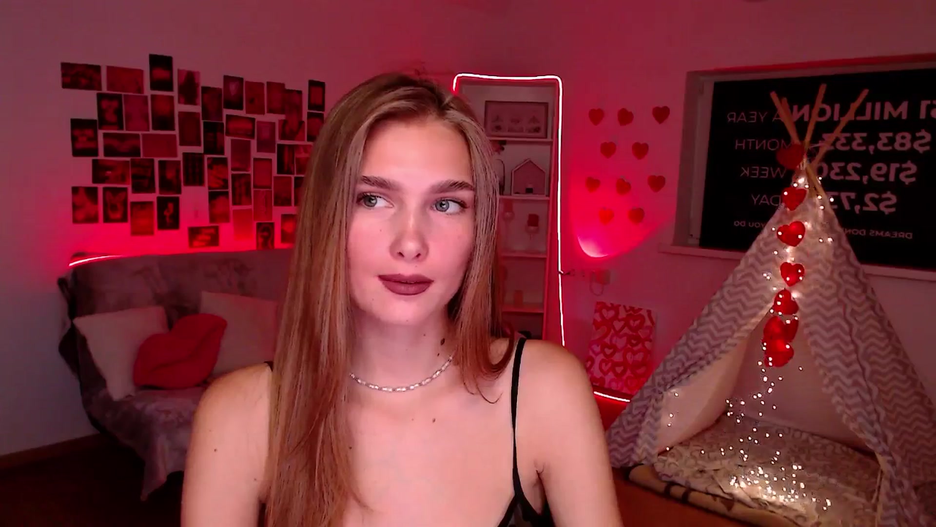 Gallery image thumbnail from Sirela's myfreecams stream on, 08/27/2025, 12:11 image 20 of 20