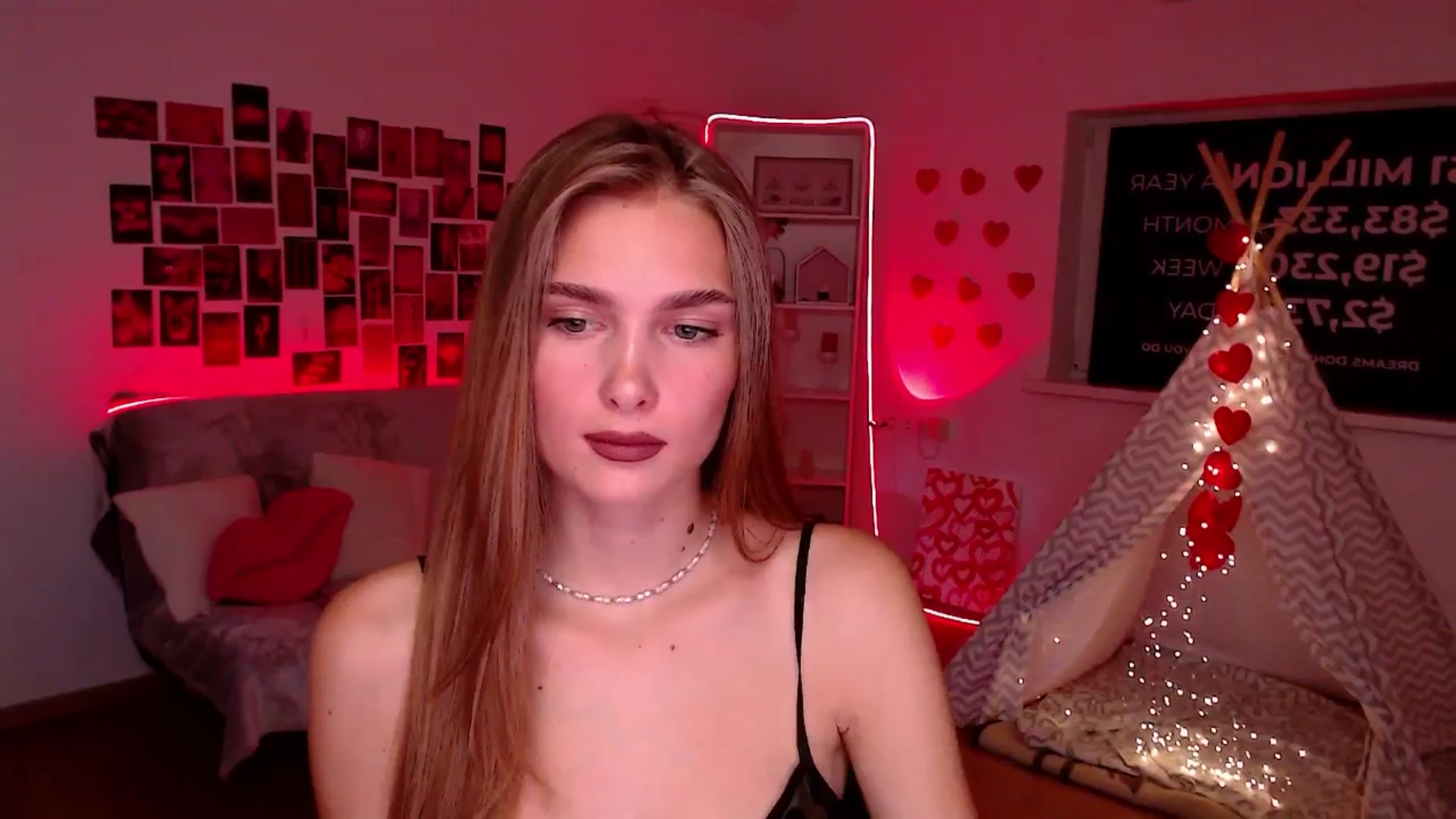 Gallery image thumbnail from Sirela's myfreecams stream on, 08/27/2025, 12:11 image 15 of 20