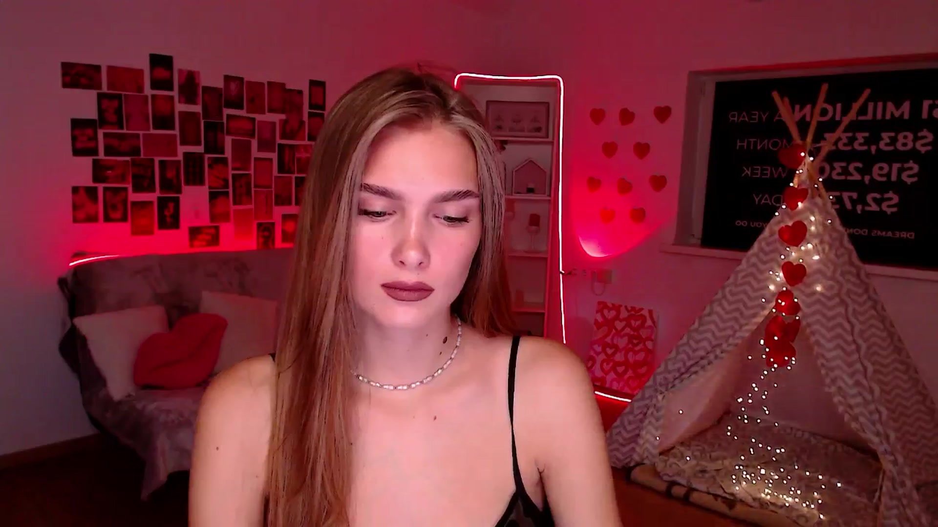 Gallery image thumbnail from Sirela's myfreecams stream on, 08/27/2025, 12:11 image 9 of 20