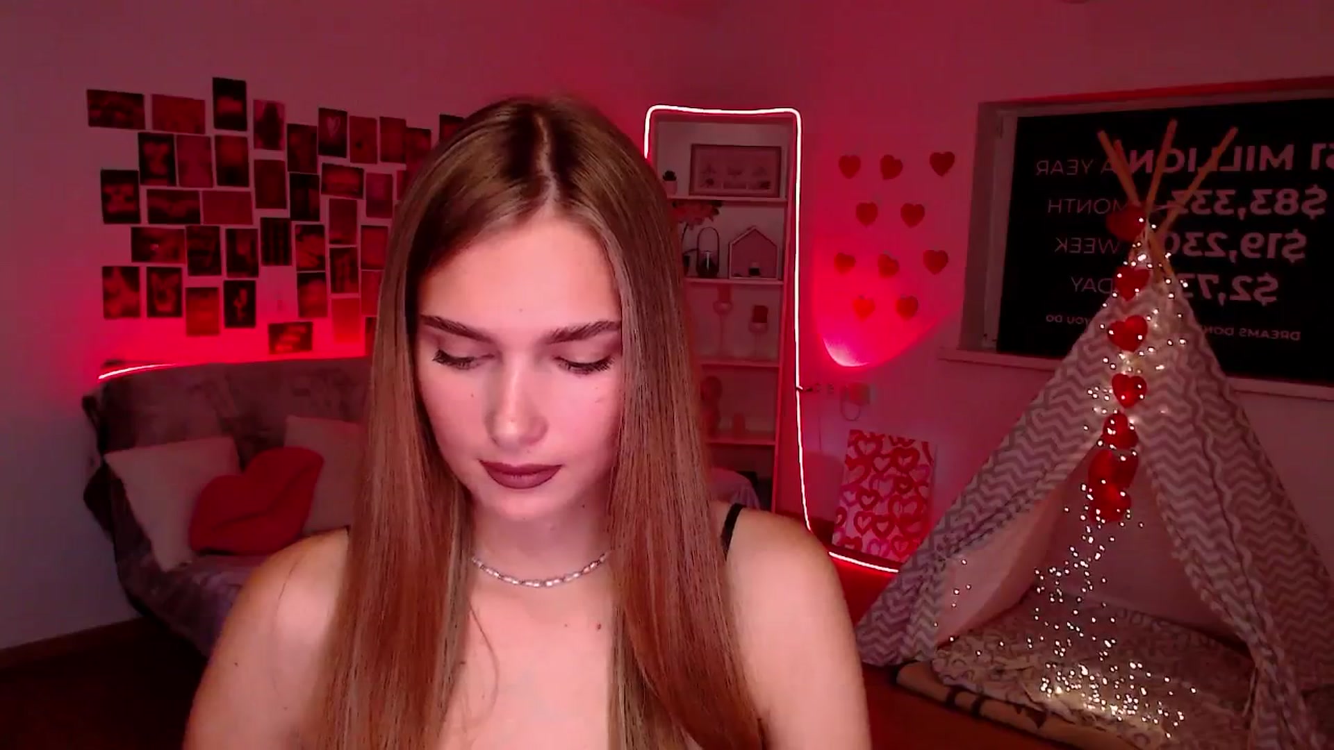Gallery image thumbnail from Sirela's myfreecams stream on, 08/27/2025, 12:52 image 12 of 20