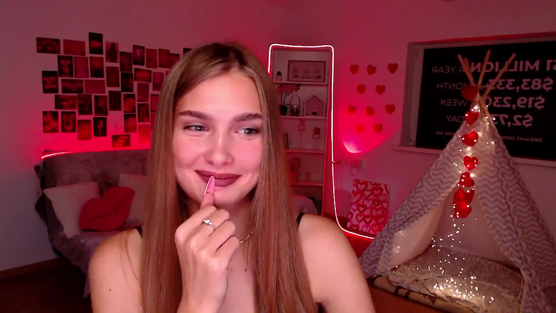 Gallery image thumbnail from Sirela's myfreecams stream on, 08/27/2025, 12:52 image 16 of 20