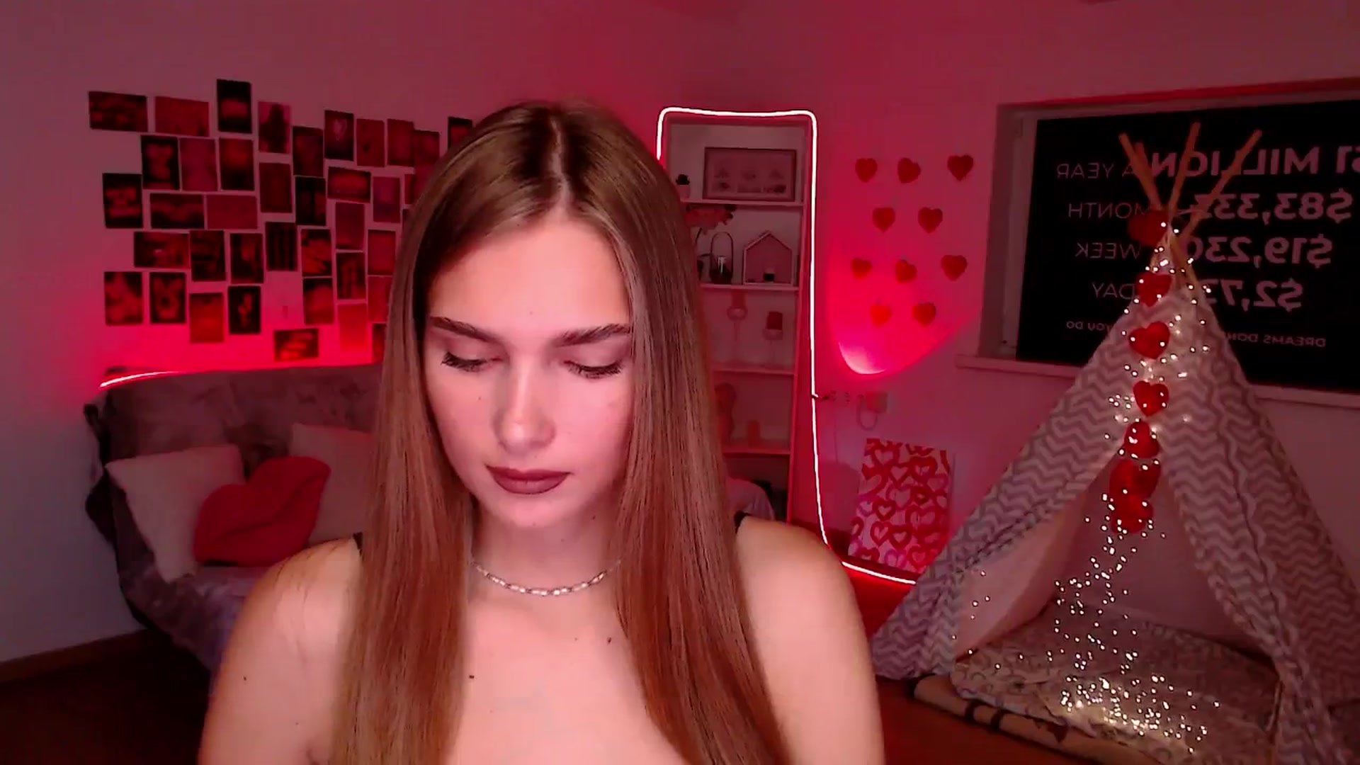 Gallery image thumbnail from Sirela's myfreecams stream on, 08/27/2025, 12:52 image 17 of 20