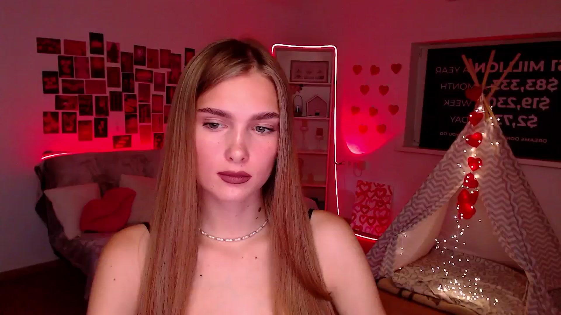 Gallery image thumbnail from Sirela's myfreecams stream on, 08/27/2025, 12:52 image 3 of 20