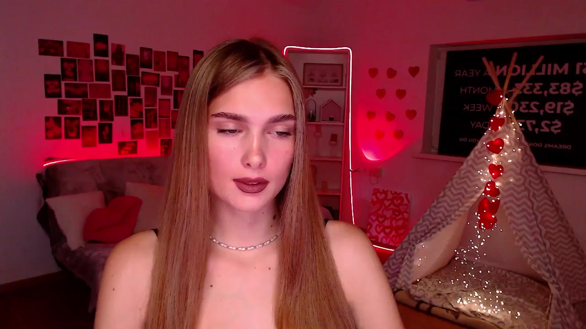 Gallery image thumbnail from Sirela's myfreecams stream on, 08/27/2025, 12:52 image 1 of 20