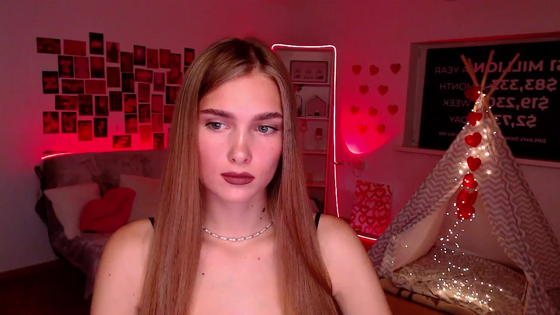 Gallery image thumbnail from Sirela's myfreecams stream on, 08/27/2025, 12:52 image 2 of 20
