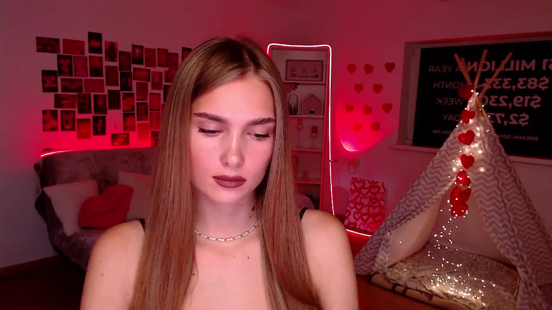 Gallery image thumbnail from Sirela's myfreecams stream on, 08/27/2025, 12:52 image 7 of 20