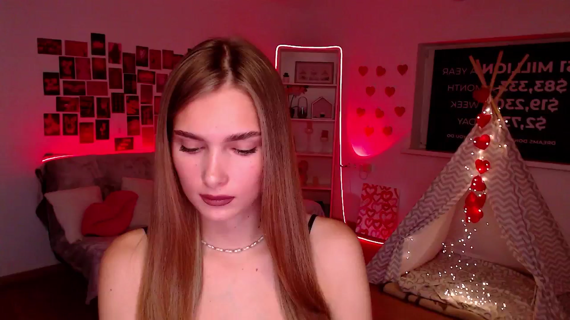 Gallery image thumbnail from Sirela's myfreecams stream on, 08/27/2025, 12:52 image 5 of 20