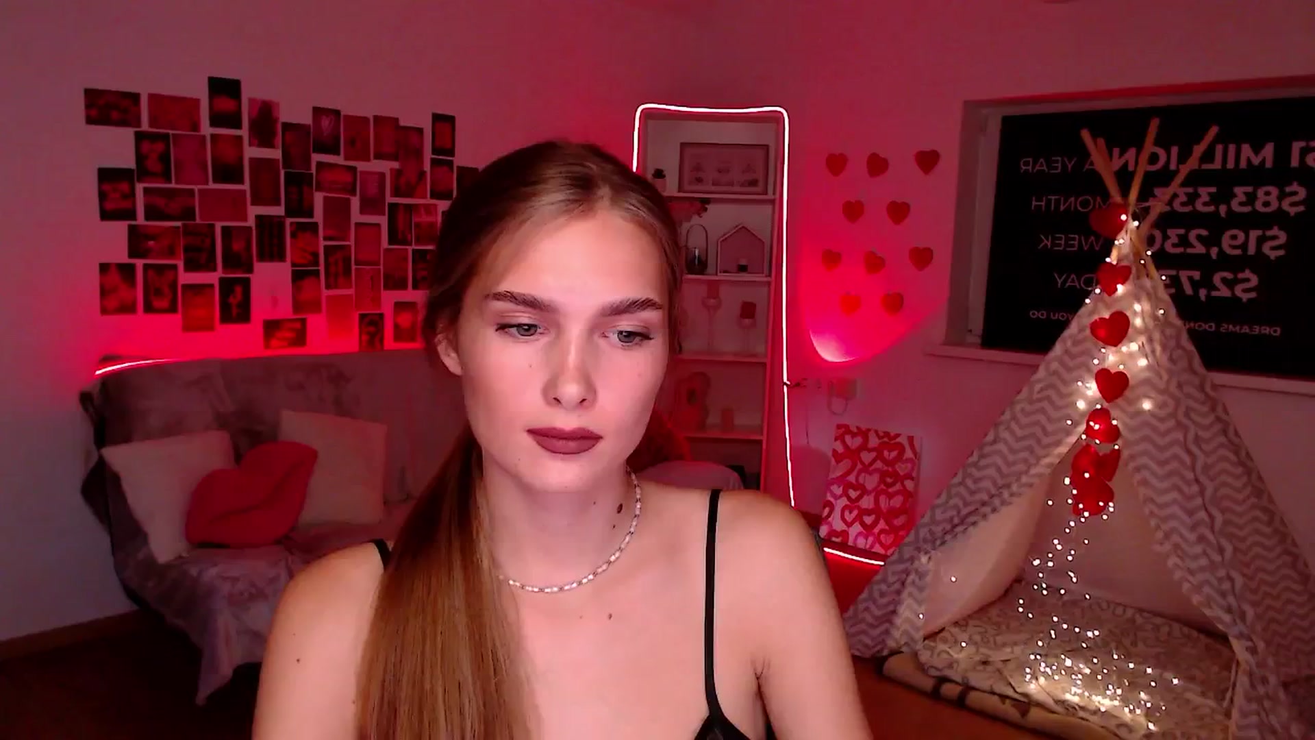 Gallery image thumbnail from Sirela's myfreecams stream on, 08/27/2025, 14:39 image 19 of 20