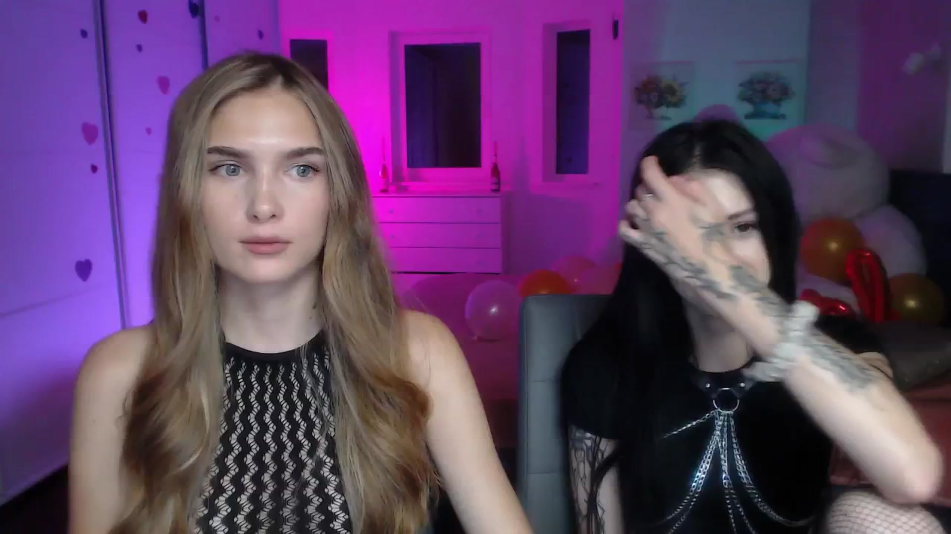 Gallery image thumbnail from Sirela's myfreecams stream on, 09/01/2025, 12:29 image 17 of 20