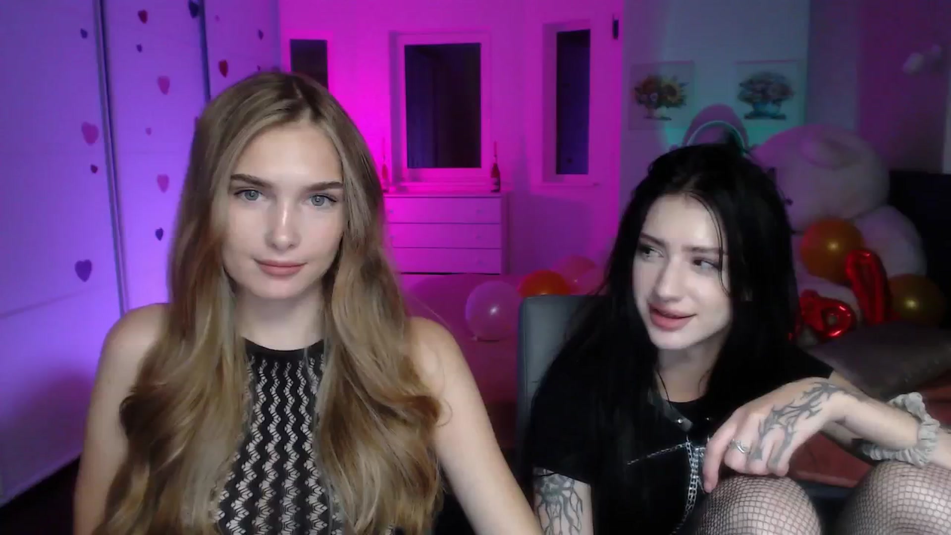 Gallery image thumbnail from Sirela's myfreecams stream on, 09/01/2025, 12:29 image 18 of 20