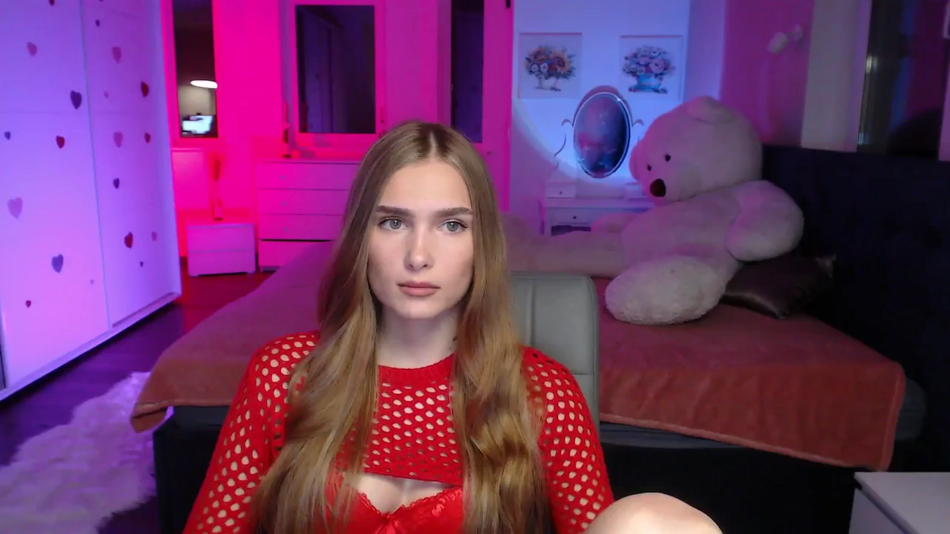 Gallery image thumbnail from Sirela's myfreecams stream on, 09/08/2025, 01:50 image 20 of 20