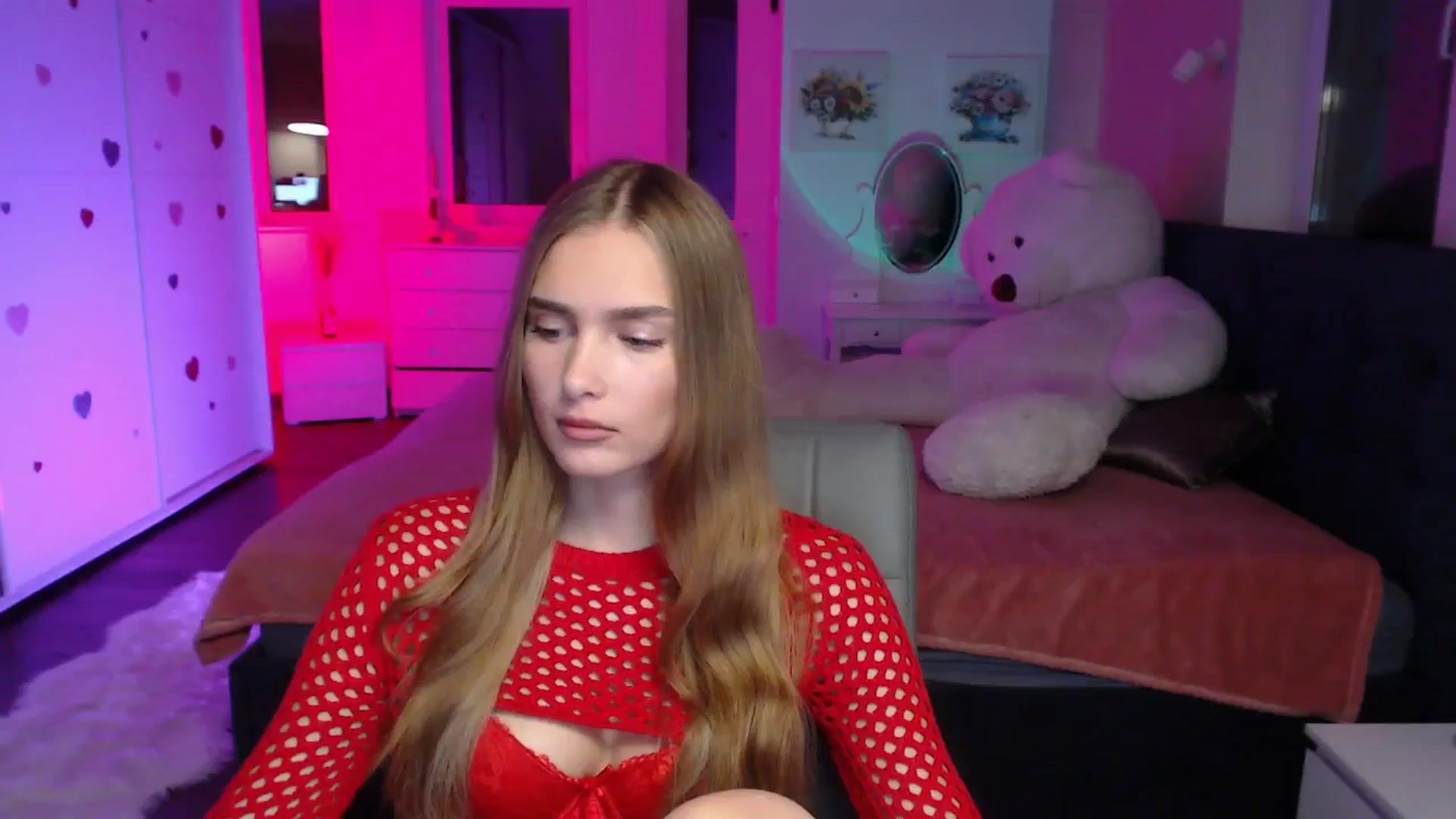 Gallery image thumbnail from Sirela's myfreecams stream on, 09/08/2025, 01:50 image 5 of 20