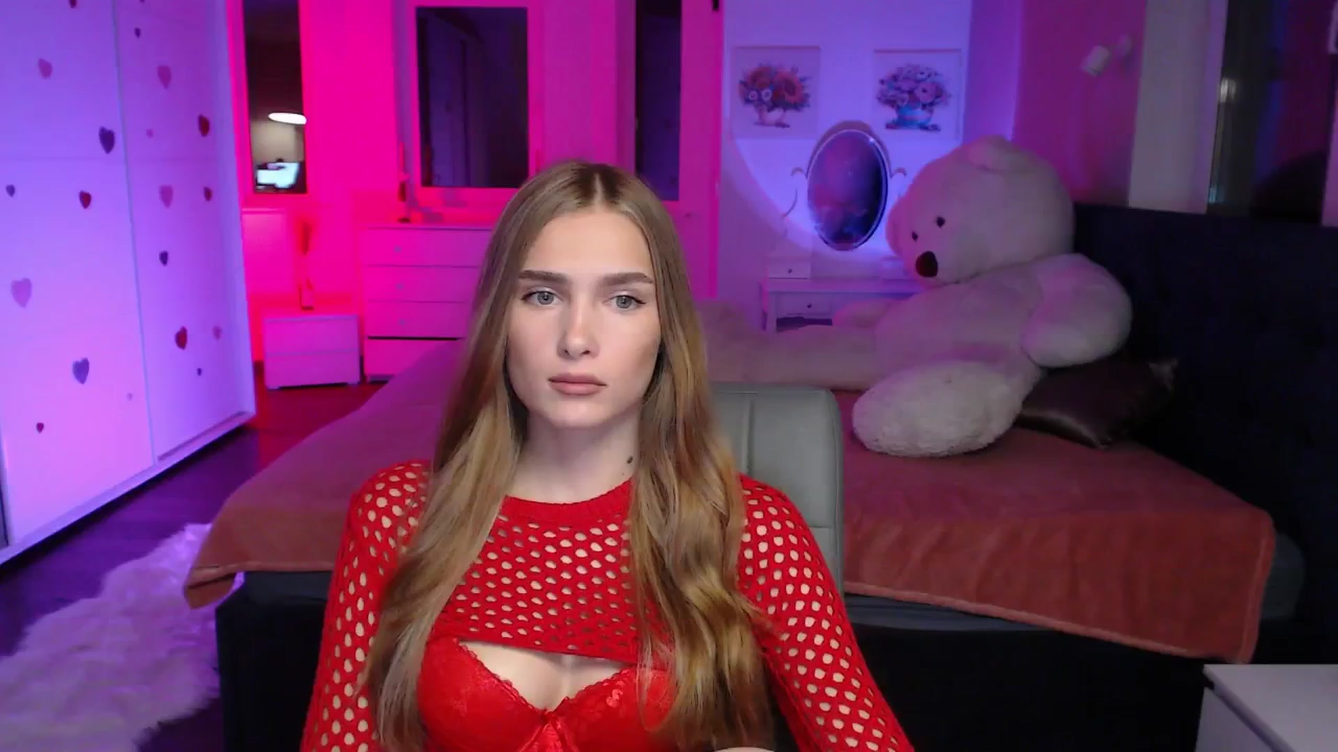 Gallery image thumbnail from Sirela's myfreecams stream on, 09/08/2025, 01:50 image 14 of 20