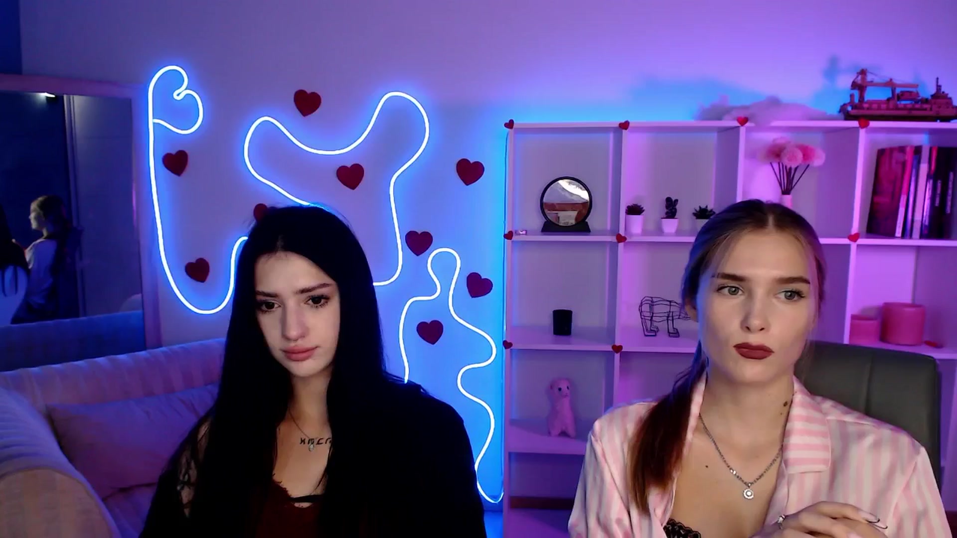 Gallery image thumbnail from Sirela's myfreecams stream on, 09/22/2025, 01:05 image 12 of 20