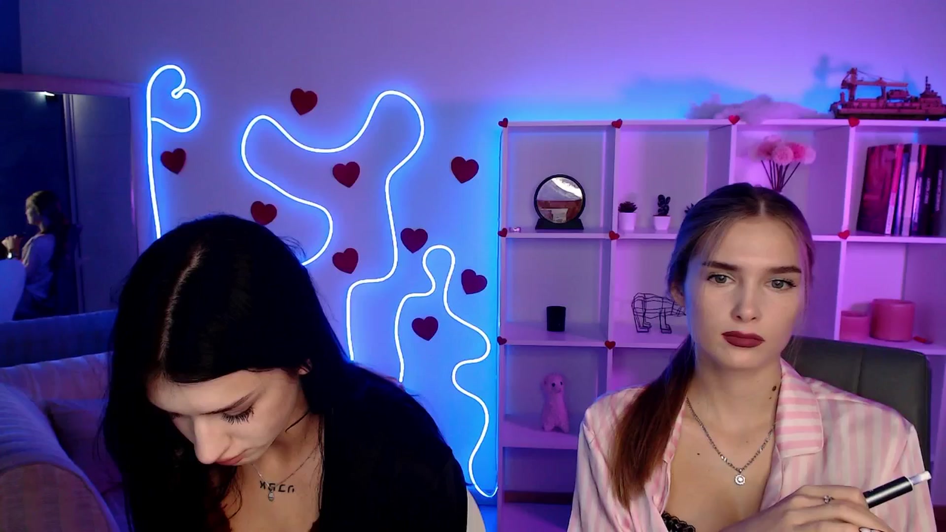 Gallery image thumbnail from Sirela's myfreecams stream on, 09/22/2025, 01:05 image 8 of 20