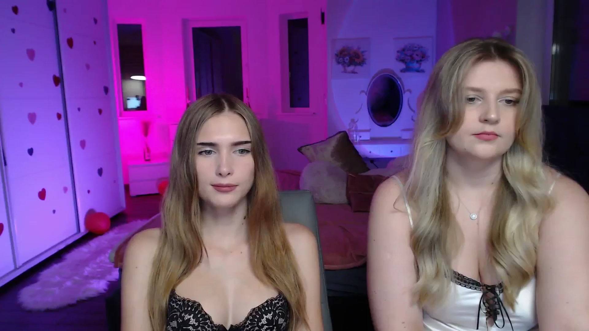 Gallery image thumbnail from Sirela's myfreecams stream on, 10/12/2025, 14:50 image 7 of 20