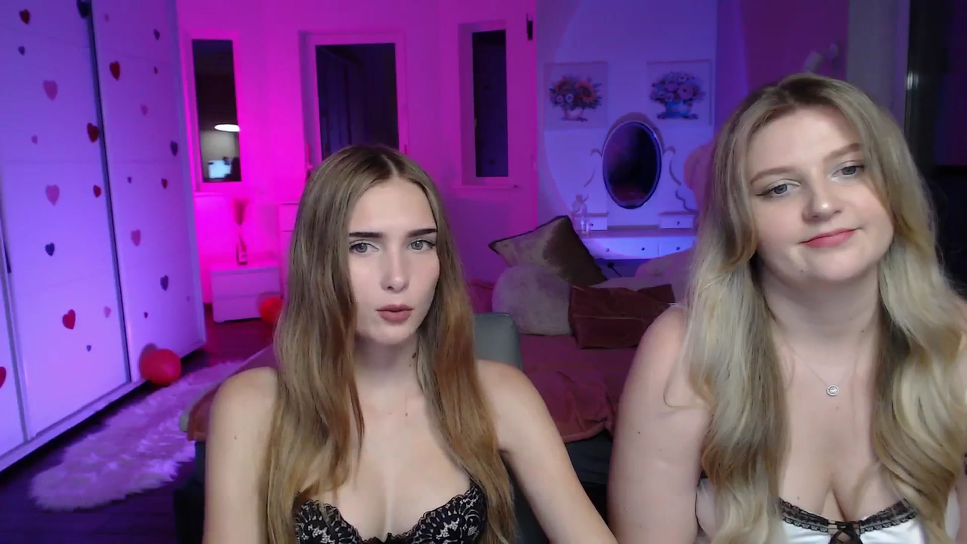 Gallery image thumbnail from Sirela's myfreecams stream on, 10/12/2025, 14:50 image 6 of 20