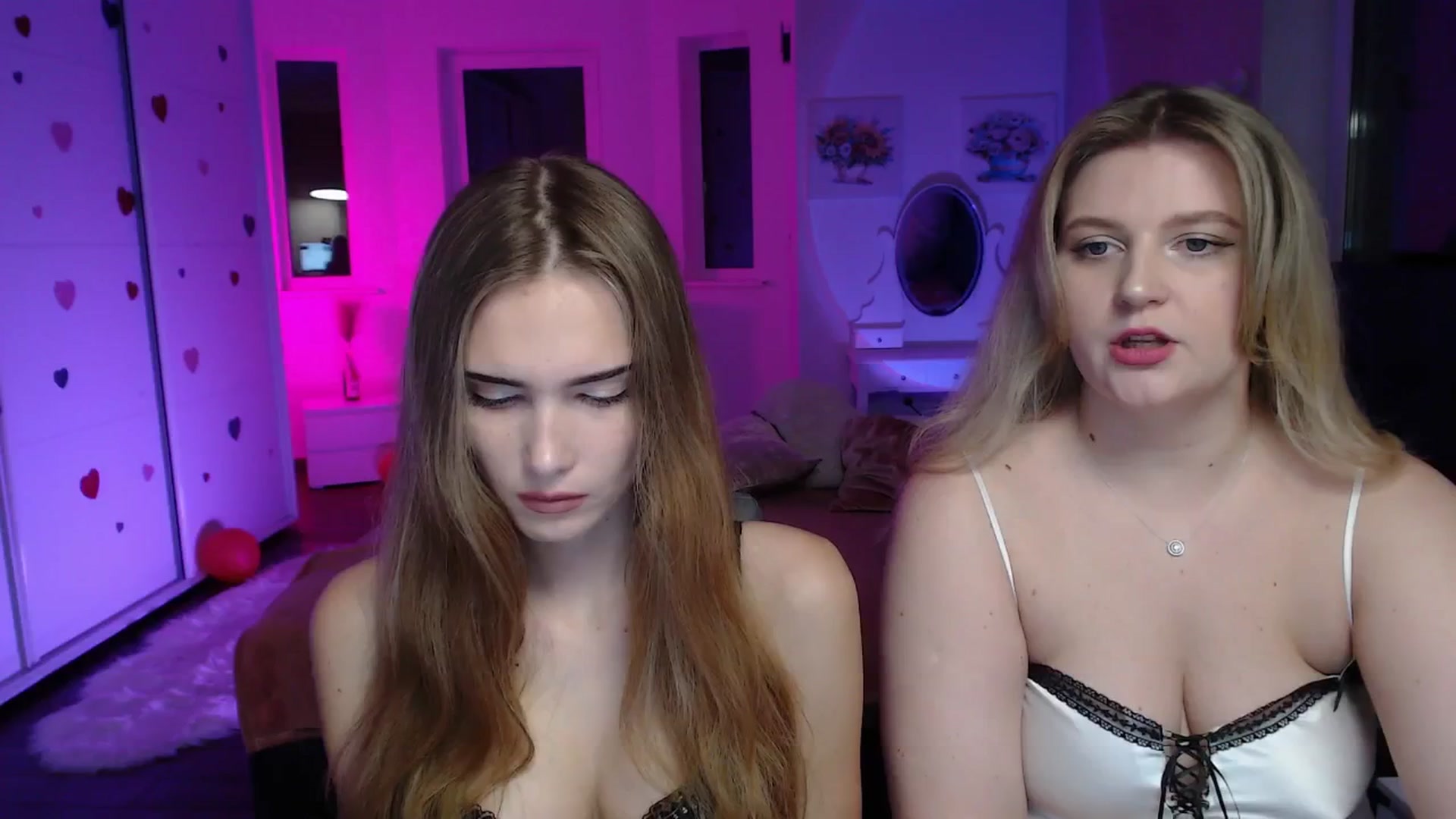 Gallery image thumbnail from Sirela's myfreecams stream on, 10/12/2025, 15:32 image 1 of 20