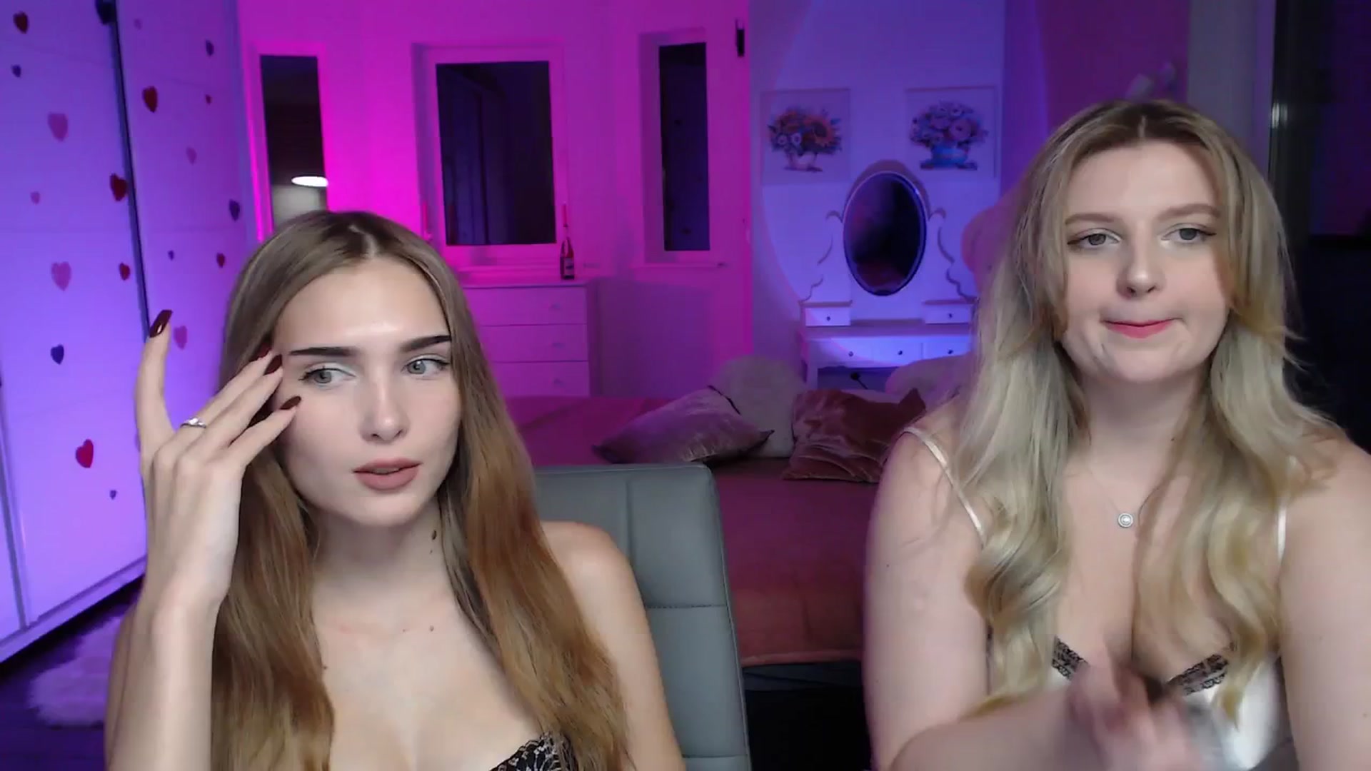 Gallery image thumbnail from Sirela's myfreecams stream on, 10/12/2025, 15:32 image 9 of 20