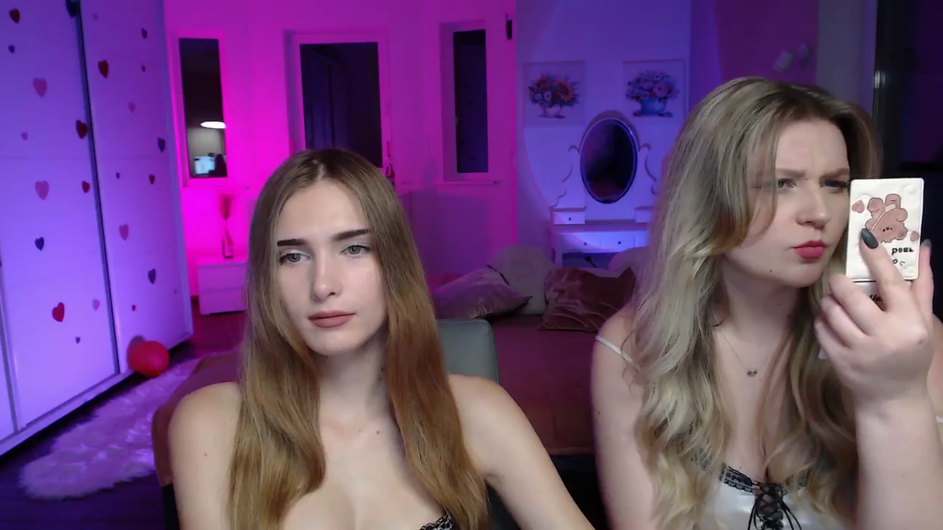 Gallery image thumbnail from Sirela's myfreecams stream on, 10/12/2025, 15:32 image 19 of 20