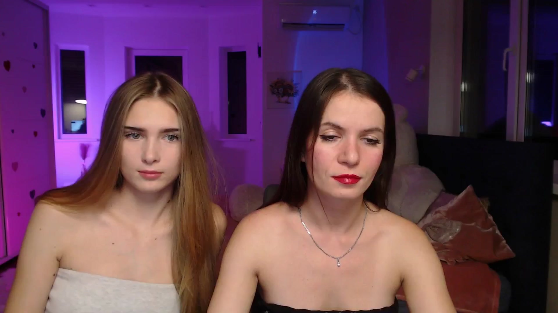 Gallery image thumbnail from Sirela's myfreecams stream on, 10/17/2025, 13:33 image 2 of 20
