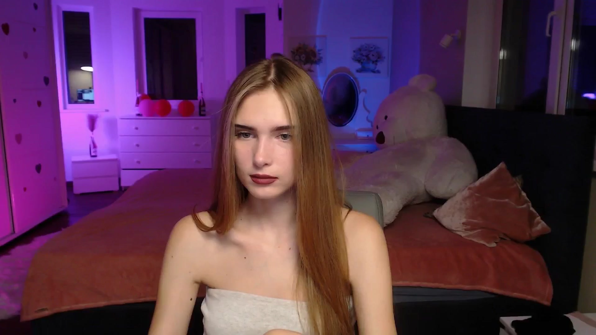 Gallery image thumbnail from Sirela's myfreecams stream on, 10/17/2025, 15:22 image 4 of 20
